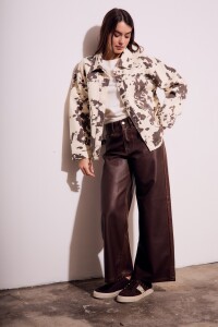 Campera Animal Print Vaca Marrón