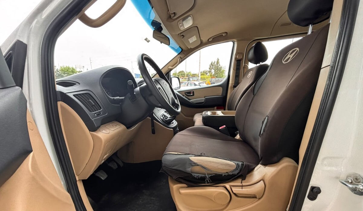 Hyundai H1 Minibus 9 Plz Diesel - 2020 Hyundai H1 Minibus 9 Plz Diesel - 2020