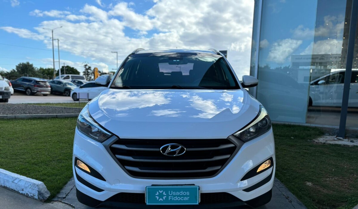 Hyundai Tucson 2,0 AT GL Sport - 2016 Hyundai Tucson 2,0 AT GL Sport - 2016