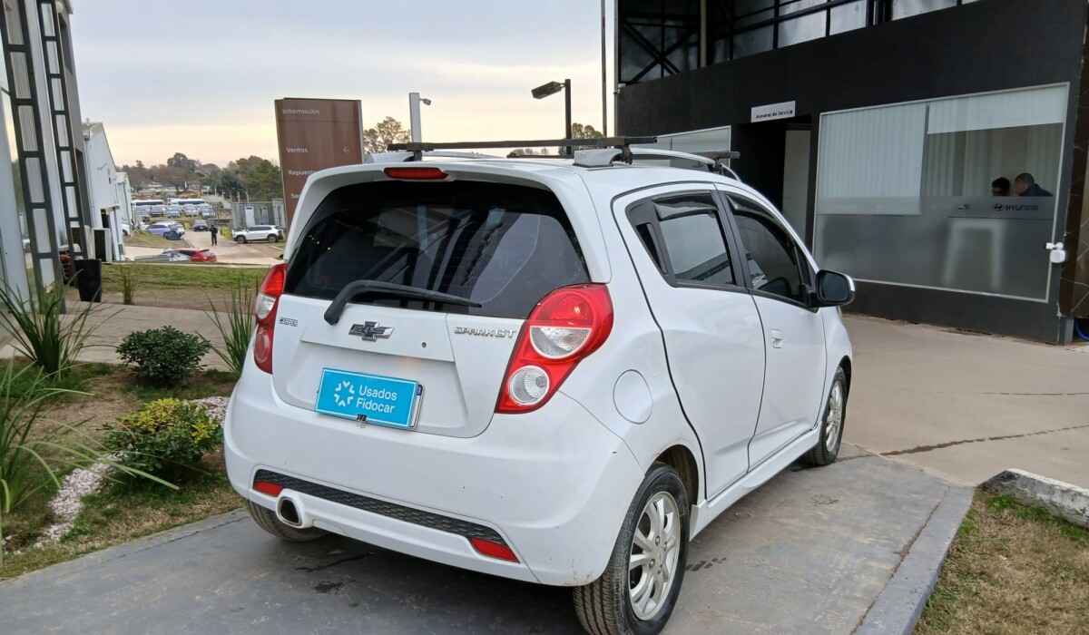 Chevrolet Spark GT - 2014 Chevrolet Spark GT - 2014