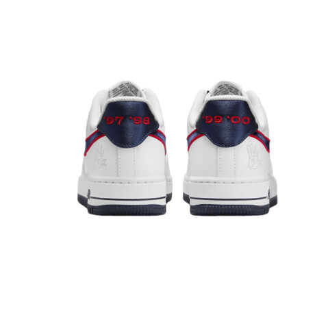Championes Nike Air Force 1 07 White
