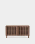 Zapatero Beyla 2 puertas de chapa y madera maciza de fresno con acabado tono nogal 98,5 cm Zapatero Beyla 2 puertas de chapa y madera maciza de fresno con acabado tono nogal 98,5 cm