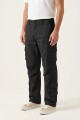 Pantalon cargo recto NEGRO