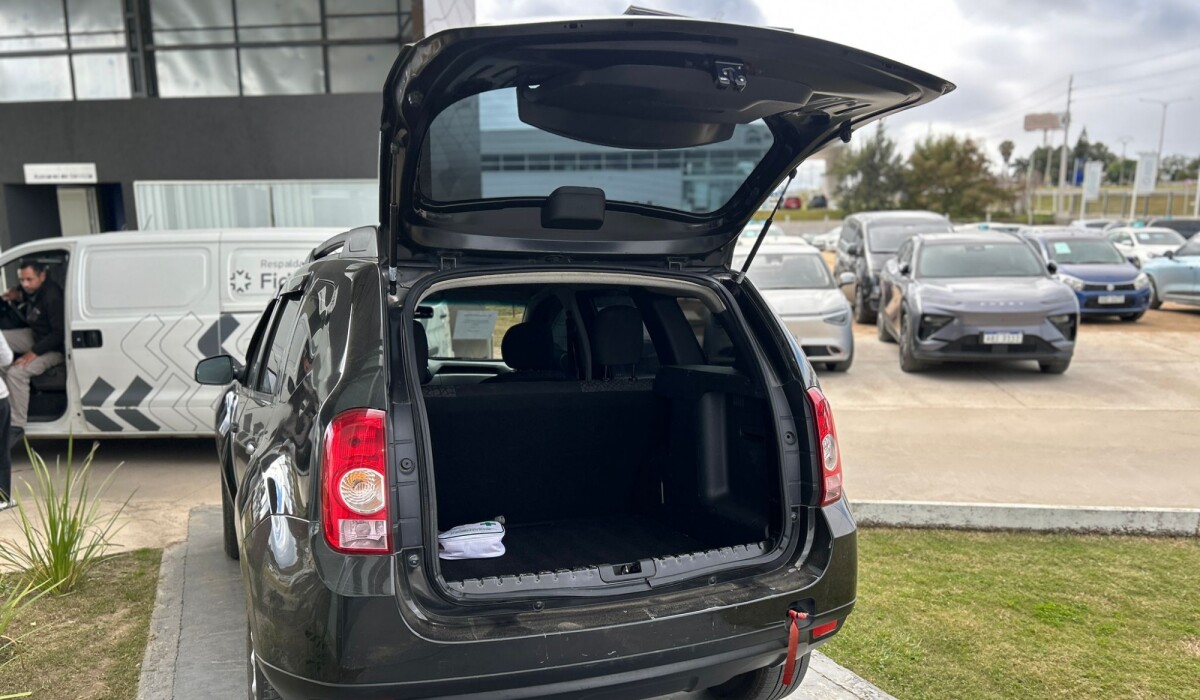 Renault Duster 1.6 Dynamique - 2015 Renault Duster 1.6 Dynamique - 2015
