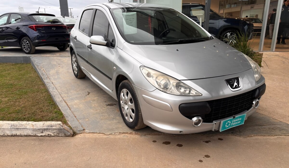 Peugeot 307 1.6 XR - 2006 Peugeot 307 1.6 XR - 2006