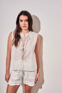 Blusa Bordada Off White