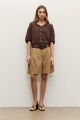 Short lyocell con cinto beige