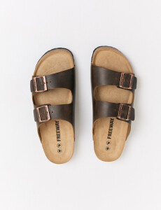 070042 SANDALIA FREEWAY Marron