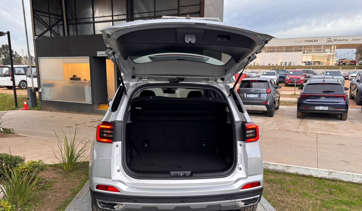 Chery Tiggo 4 MHEV Luxury - 2024 Chery Tiggo 4 MHEV Luxury - 2024
