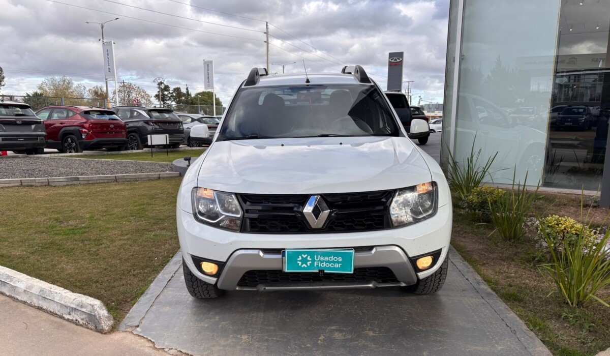 Renault Oroch Dynamique 2.0 - 2017 Renault Oroch Dynamique 2.0 - 2017