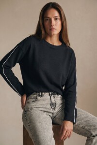 Sweater Negro