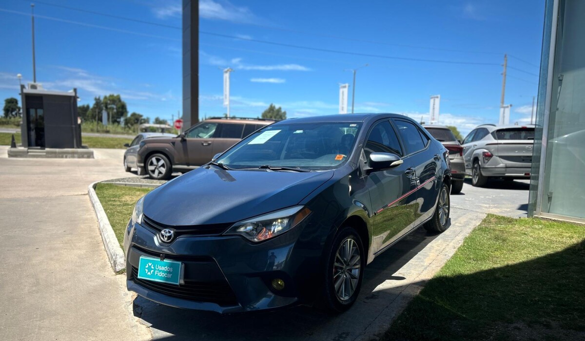 TOYOTA COROLLA LE AT 1.8 2014 TOYOTA COROLLA LE AT 1.8 2014