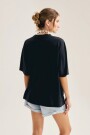 REMERA PEARLS Negro