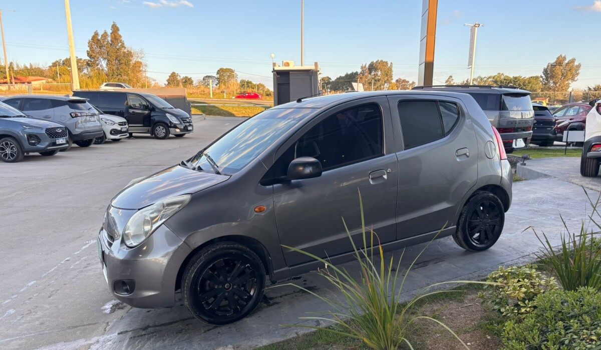 Suzuki Celerio Extra Full - 2014 Suzuki Celerio Extra Full - 2014