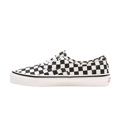 Championes Vans UA Authentic 44 DX Black/white