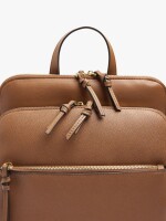Mochila Para Portátil 15" Con Penduro camel