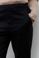 Pantalón recto negro