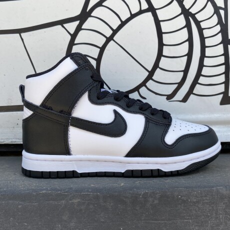 Championes Nike Dunk High White & Black