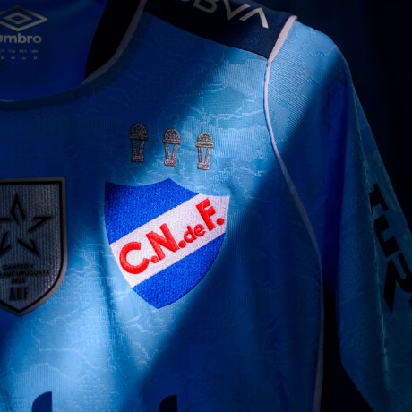 Camiseta de Hombre Umbro Nacional Edicion 26 Celeste