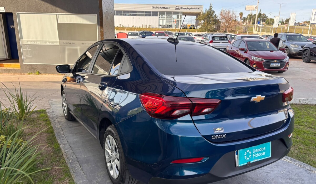 Chevrolet Onix 1.0 LT Plus - 2025 Chevrolet Onix 1.0 LT Plus - 2025