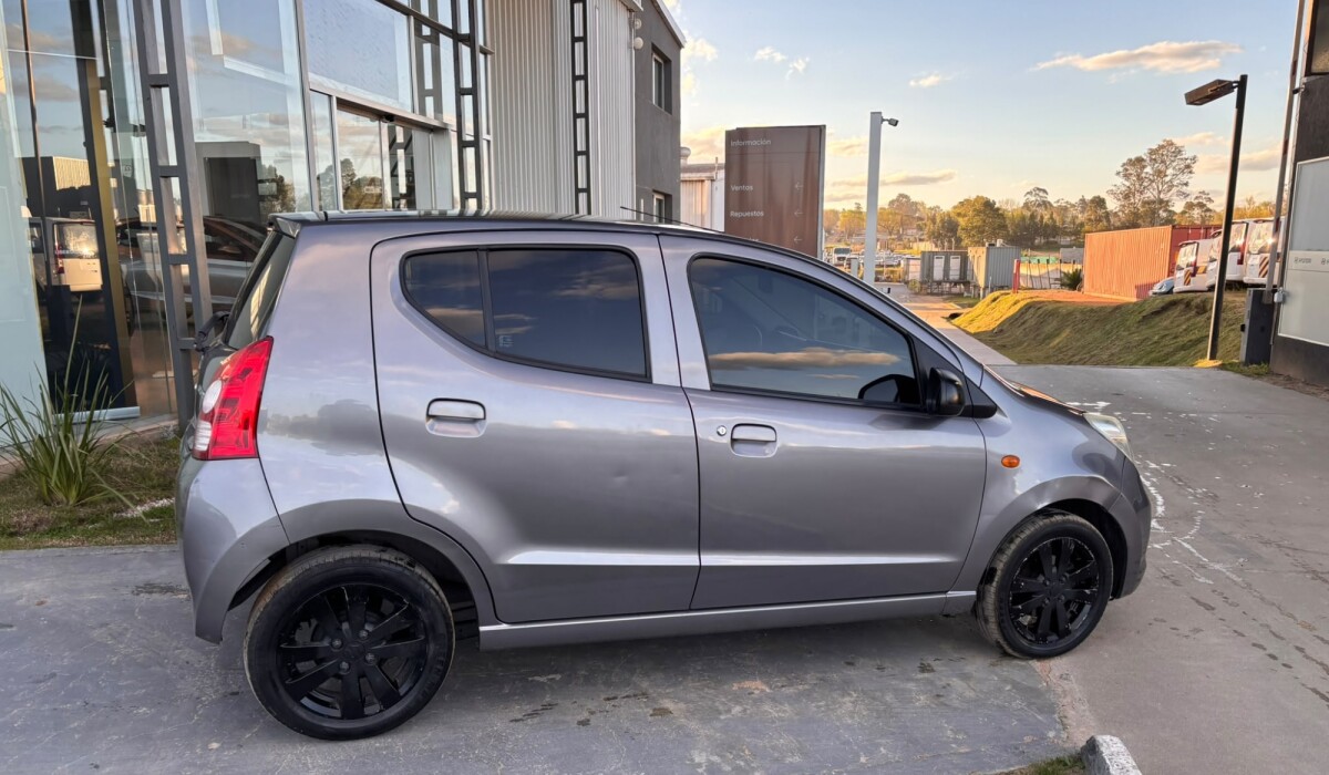 Suzuki Celerio Extra Full - 2014 Suzuki Celerio Extra Full - 2014