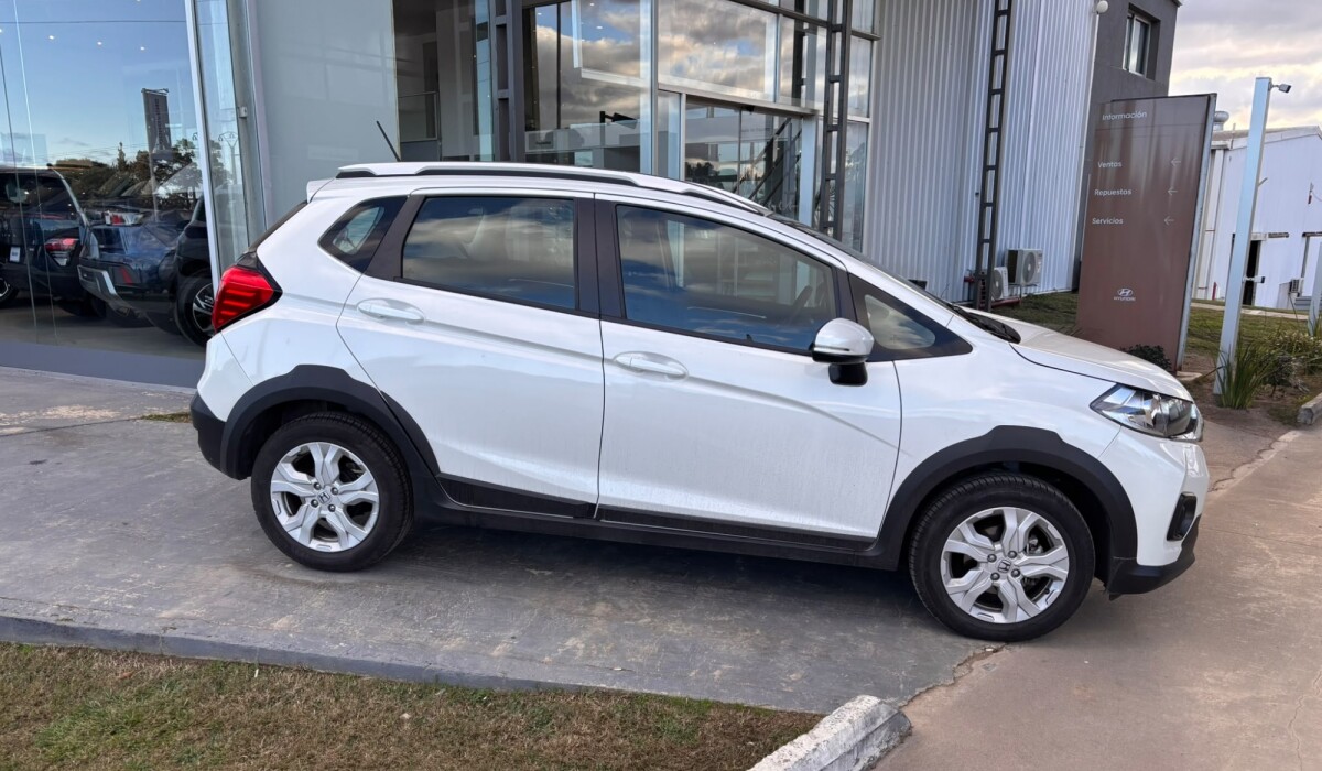 Honda WRV 1.5 LX MT - 2025 Honda WRV 1.5 LX MT - 2025