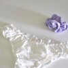 Vedetina Cata – Algodón suave con frunces, sexy y divertida Crema