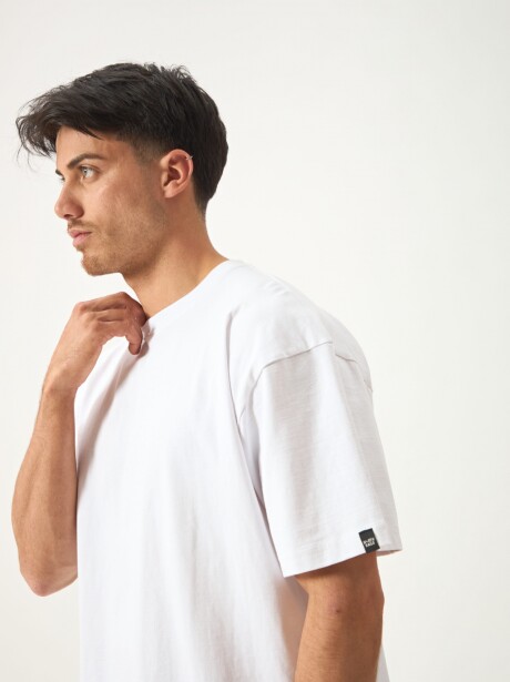 REMERA BORA BLANCO