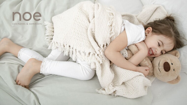 ¿Cuántas horas deben dormir los niños según su edad?
