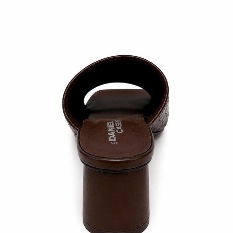 ZUECO LAWA Chocolate