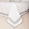 Acolchado 2 Plazas 250x250 Finezza 400 hilos - Pilar Blanco y Gris