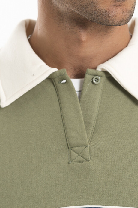 Buzo Pulau Polwy Verde