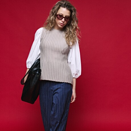 TOP BROKY Beige
