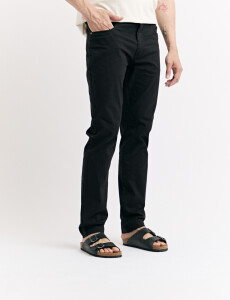 080653 PANTALON HARRY Negro