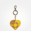 Llavero charm Valentine en cuero graneado Cuoio