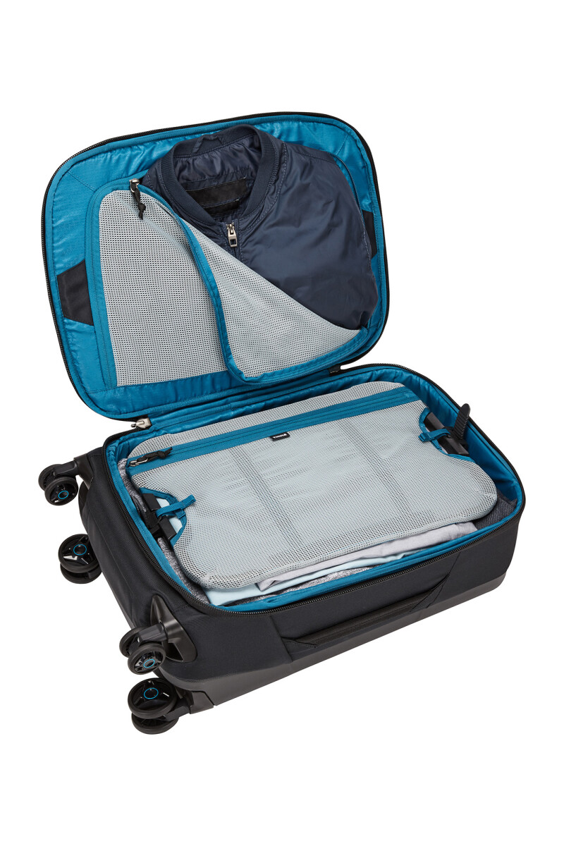 Thule Subterra Carry On Spinner 33L - Black Thule Subterra Carry On Spinner 33L - Black