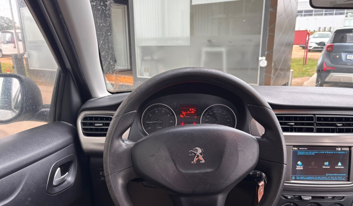Peugeot 301 Active 1.6 - 2022 Peugeot 301 Active 1.6 - 2022