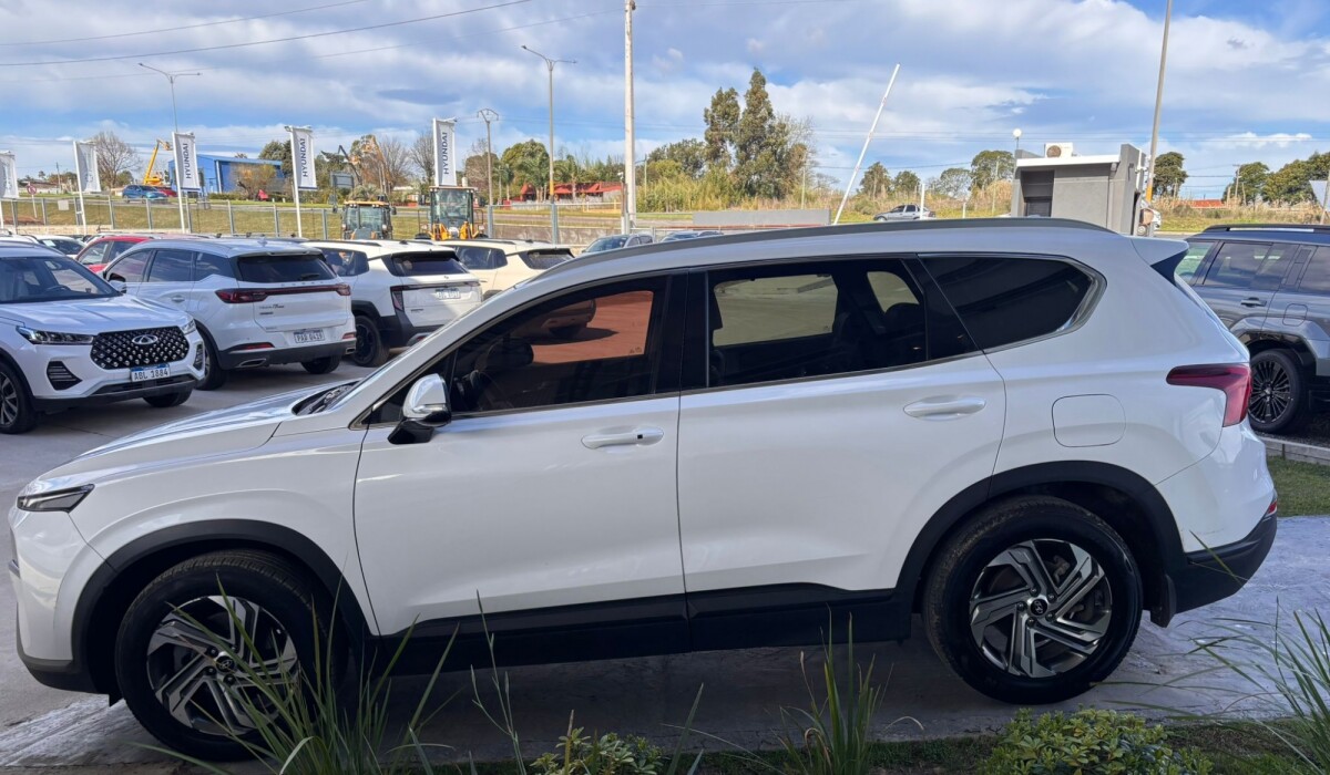 Hyundai Santa Fe 2.5 Premium - 2021 Hyundai Santa Fe 2.5 Premium - 2021