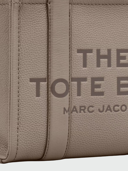 MARC JACOBS - THE LEATHER SMALL TOTE BAG 055