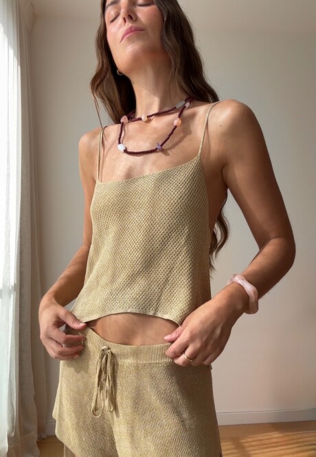 Short Bari SS26 Gold