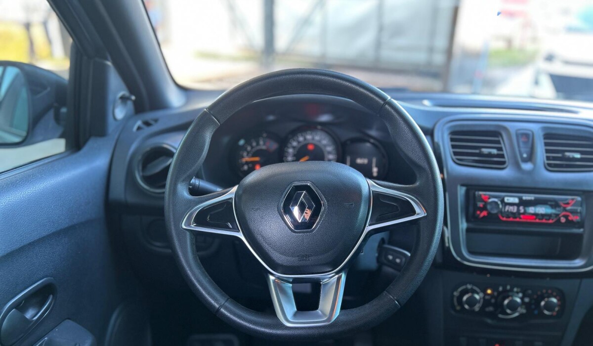 RENAULT LOGAN LIFE MT 1.0 2021 RENAULT LOGAN LIFE MT 1.0 2021