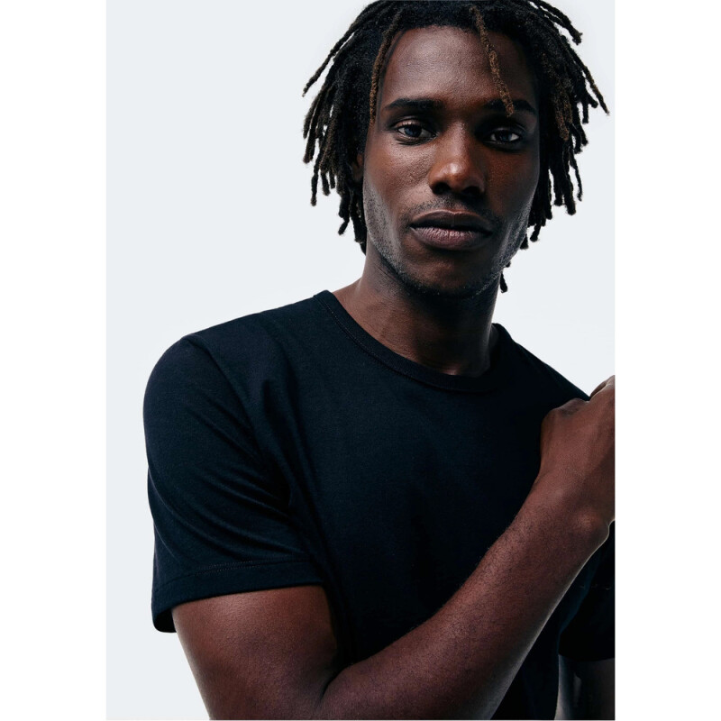 CAMISETA MM MASC PRETO ESCURO
