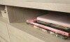 Mesa Ratona Articulada con cajones - Sauder - Linea Trestle Beige