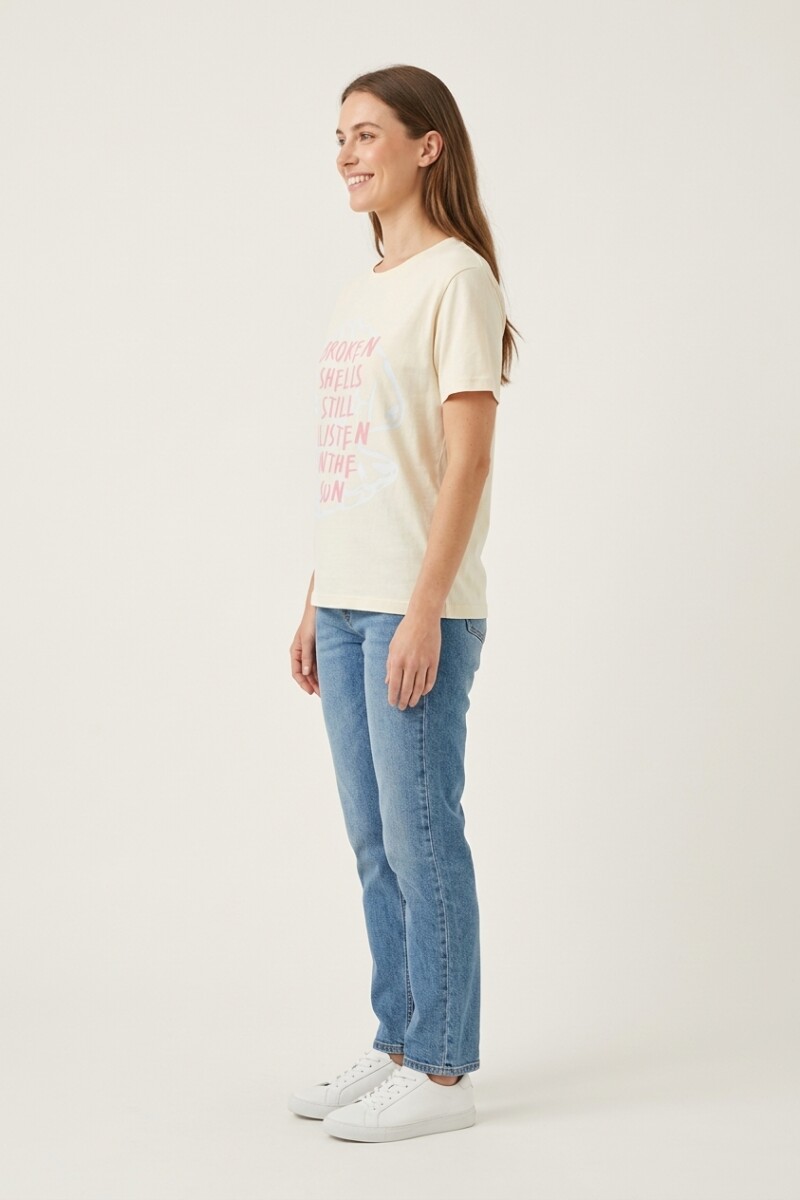 Remera m/c estampada Shells Glisten CRUDO
