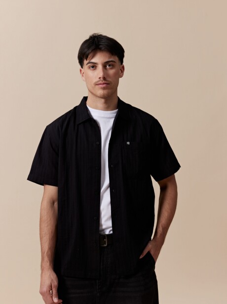 CAMISA TRAMA NEGRO