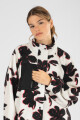 Campera black floral sherpa Marfil
