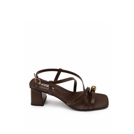 SANDALIA MUST Chocolate