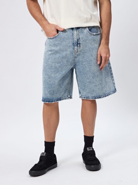 BERMUDA ROLO AZUL CLARO JEAN