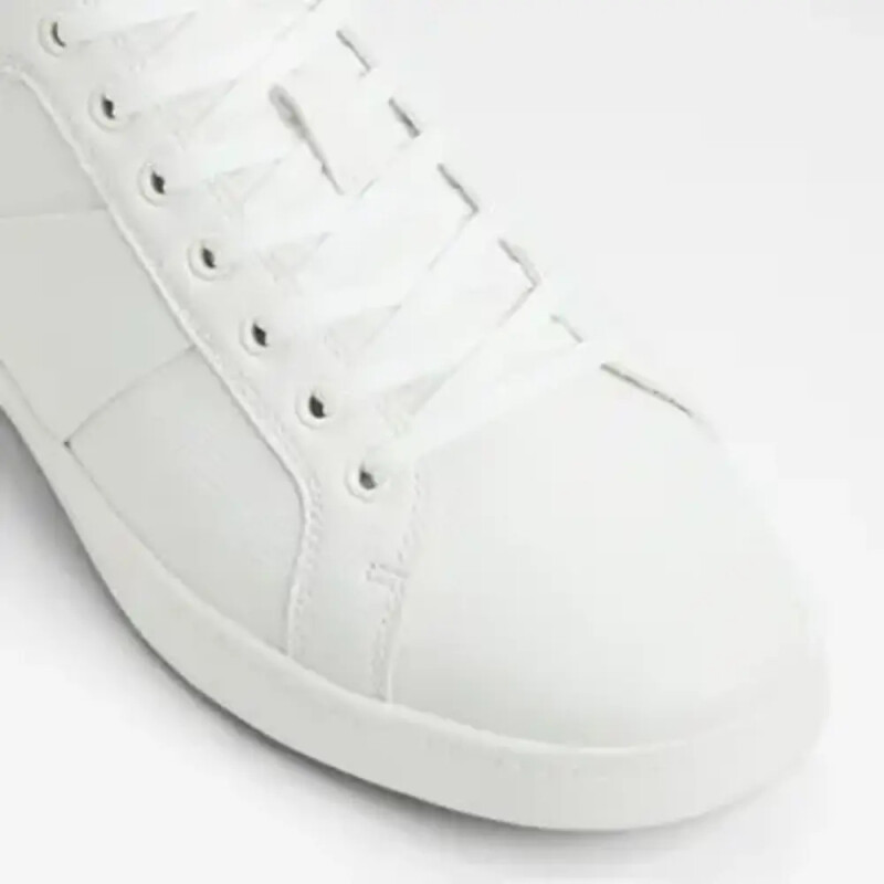 OZZY WHITE WHITE