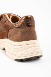 Zapatilla Cuero Combinada Chocolate